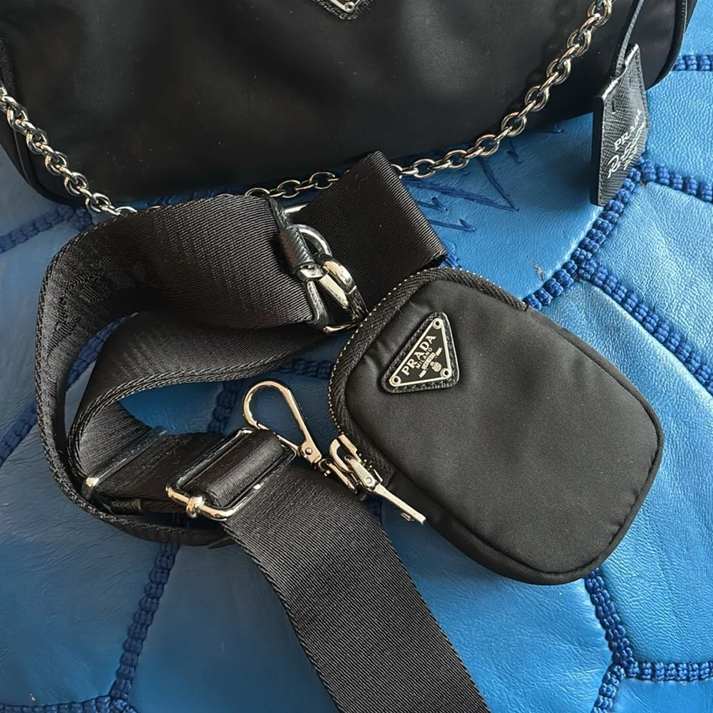 Prada nylon 2005 re edition bag great condition